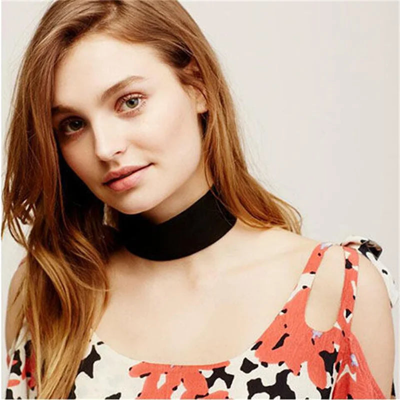Black Rose Choker