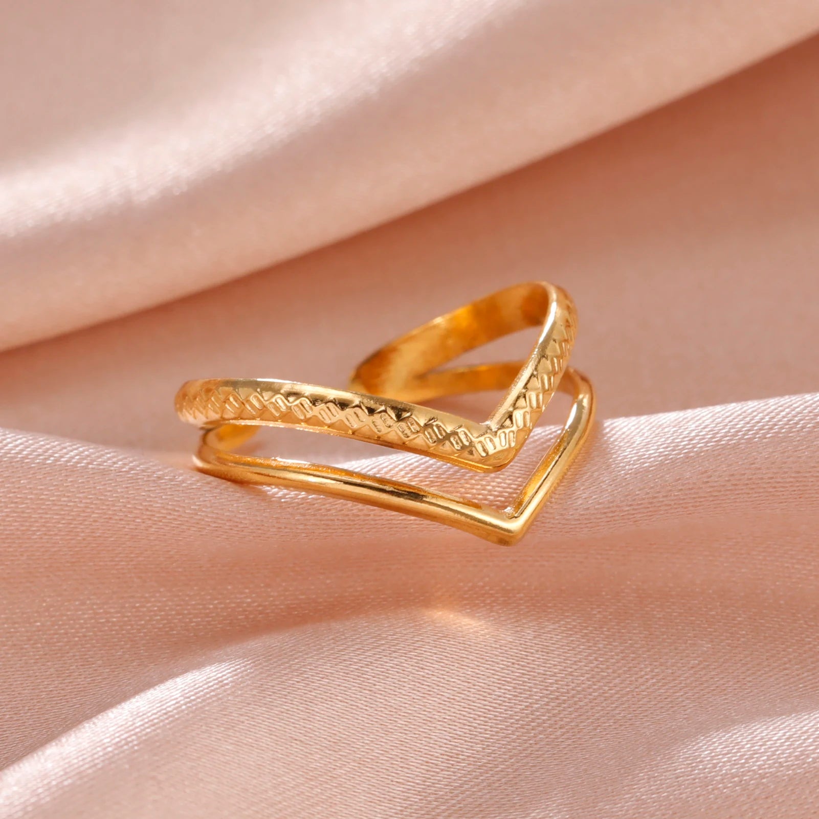 Elegant Heart Ring