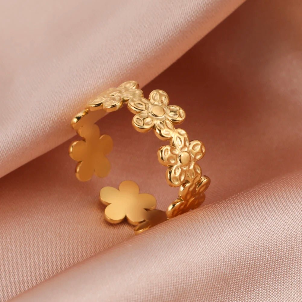 Elegant Heart Ring