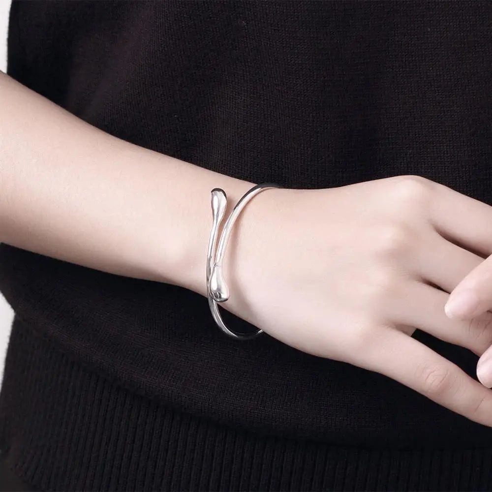 Moonlight Dew Bracelet