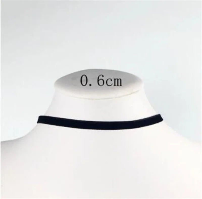 Black Rose Choker