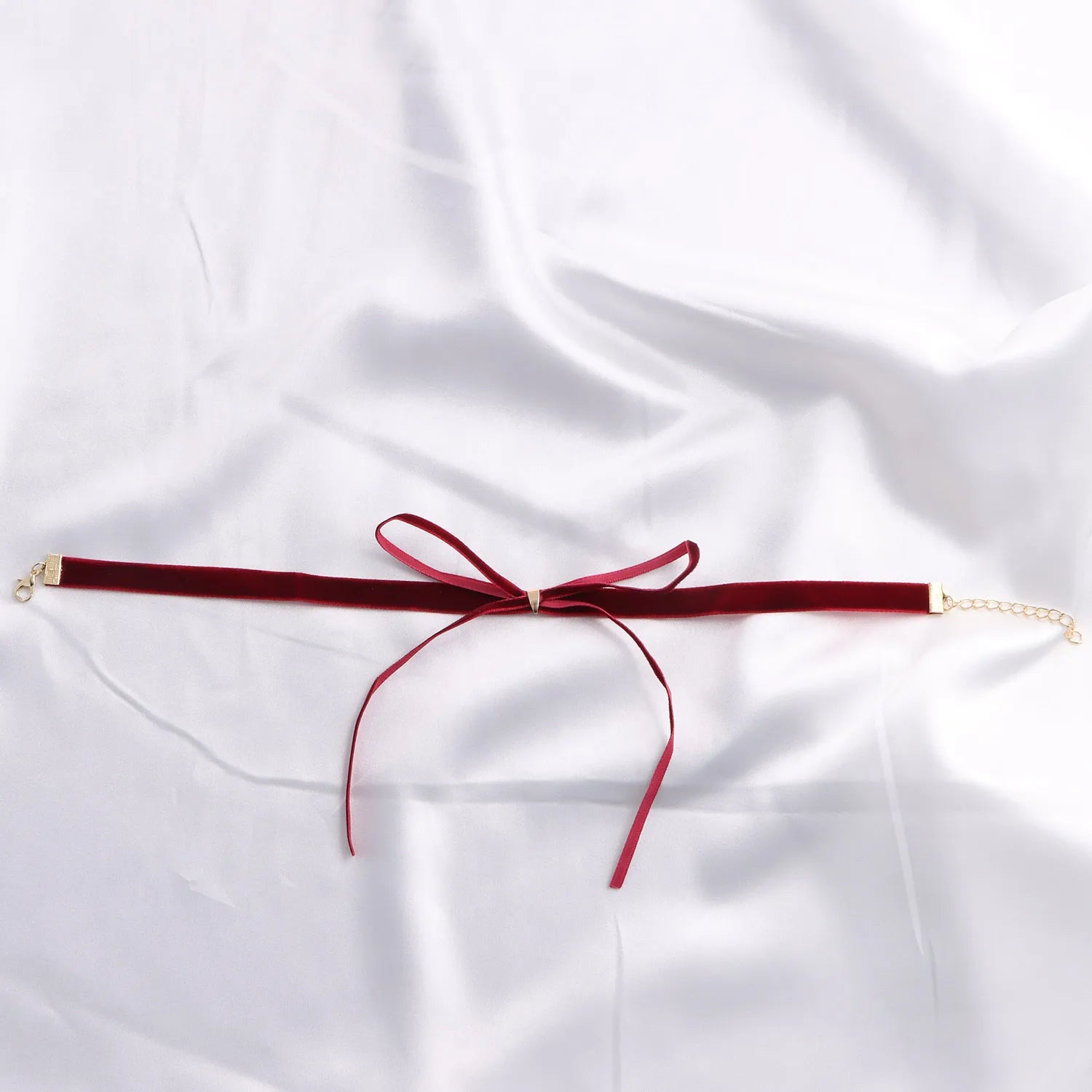 Elegant Cloth Choker Necklace for Women
