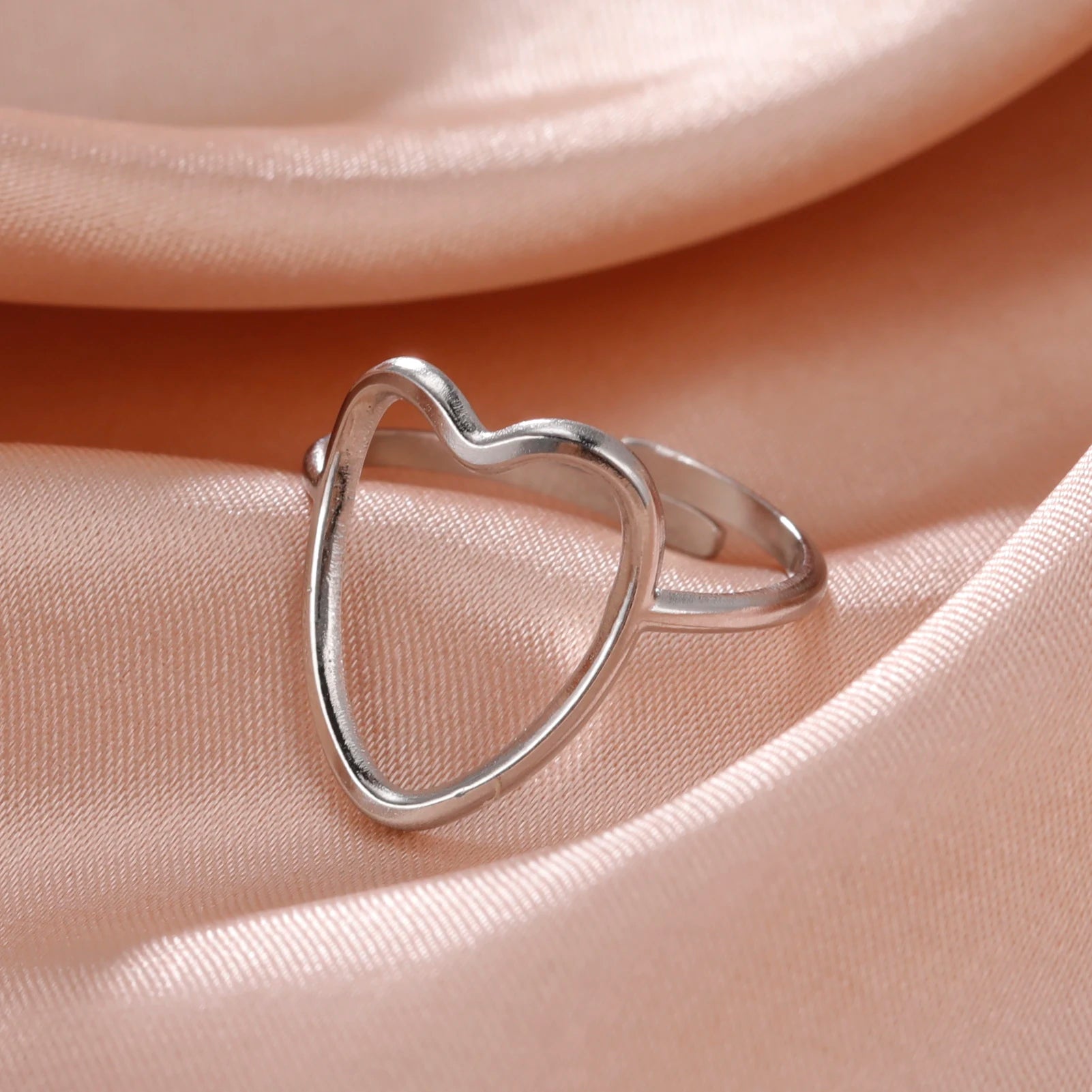 Elegant Heart Ring