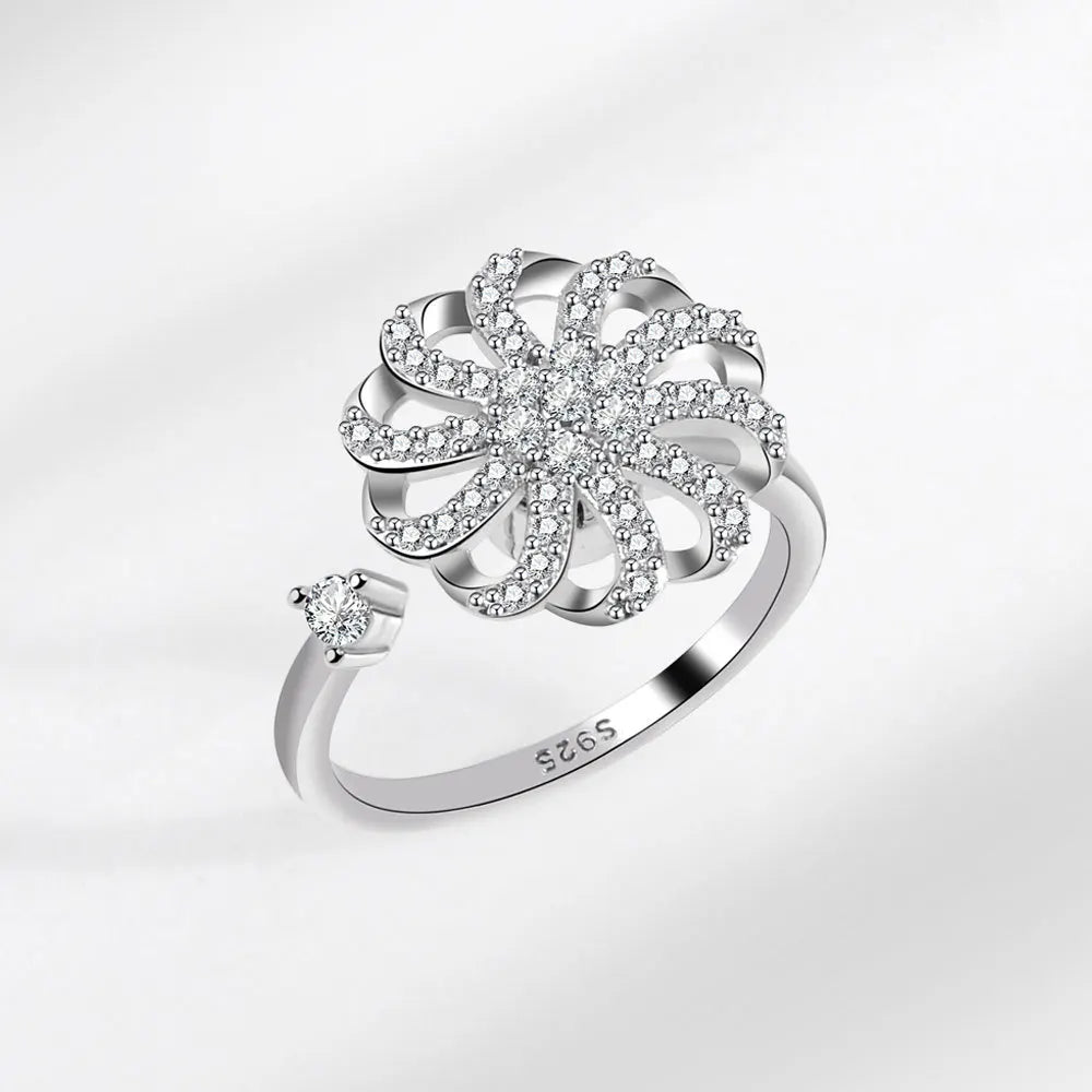 LunaSpin Crystal Ring