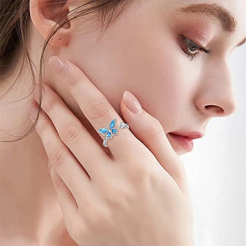 LunaSpin Crystal Ring