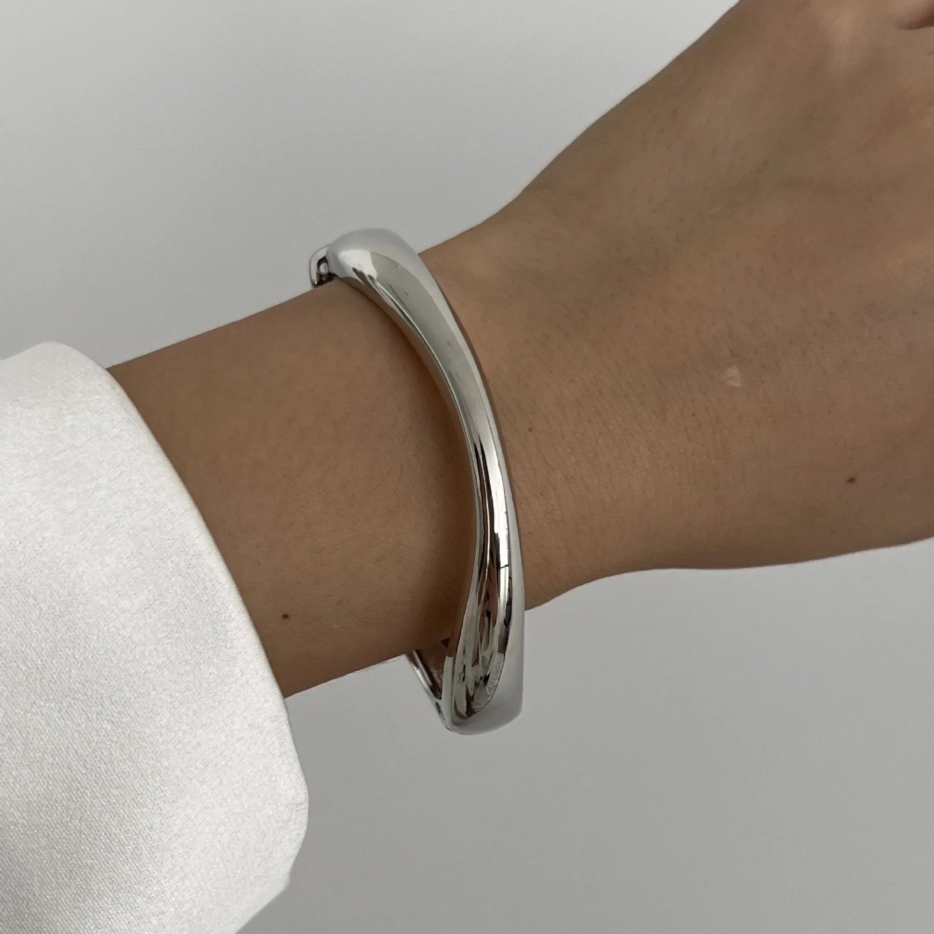 Fashion Geometric Open Bangle