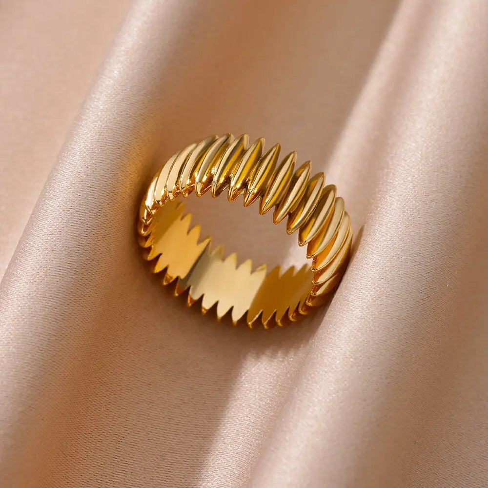 Vintage Engraved Stripe Ring