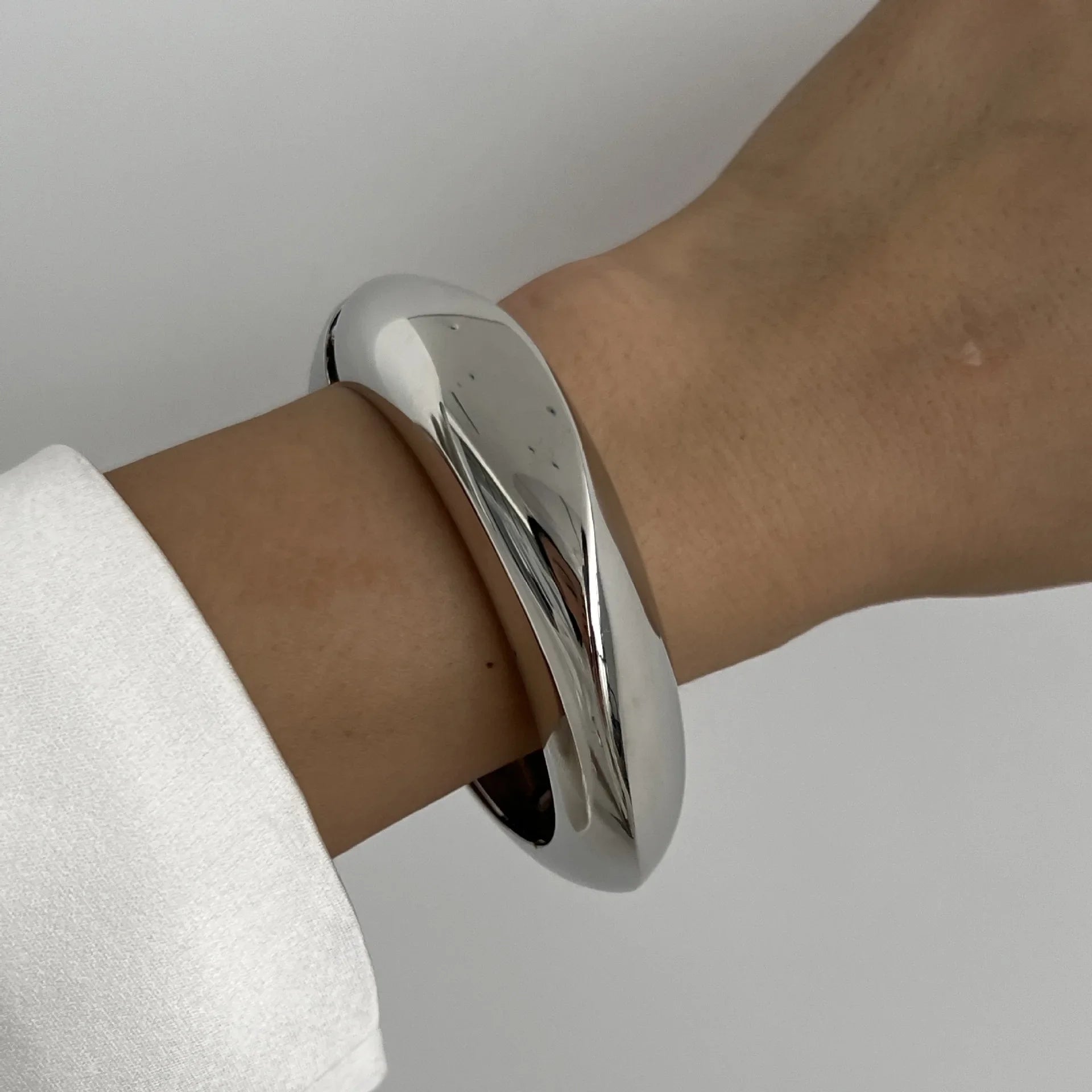 Fashion Geometric Open Bangle