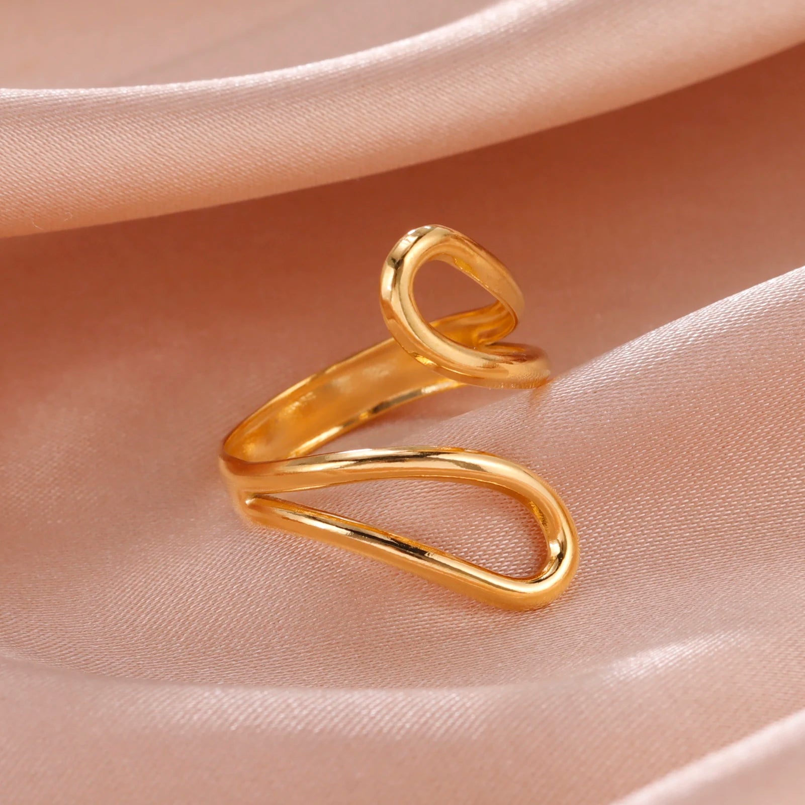 Elegant Heart Ring