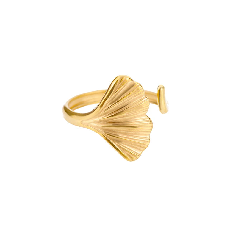 Celeste Royale Gold Shell Ring