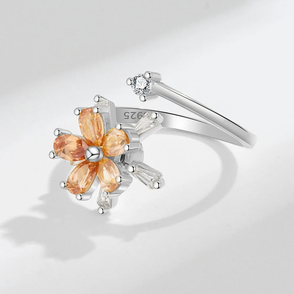 LunaSpin Crystal Ring
