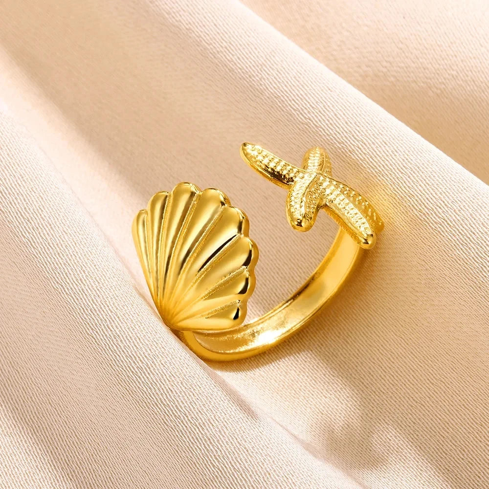 Celeste Royale Gold Shell Ring