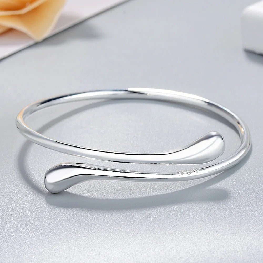 Moonlight Dew Bracelet