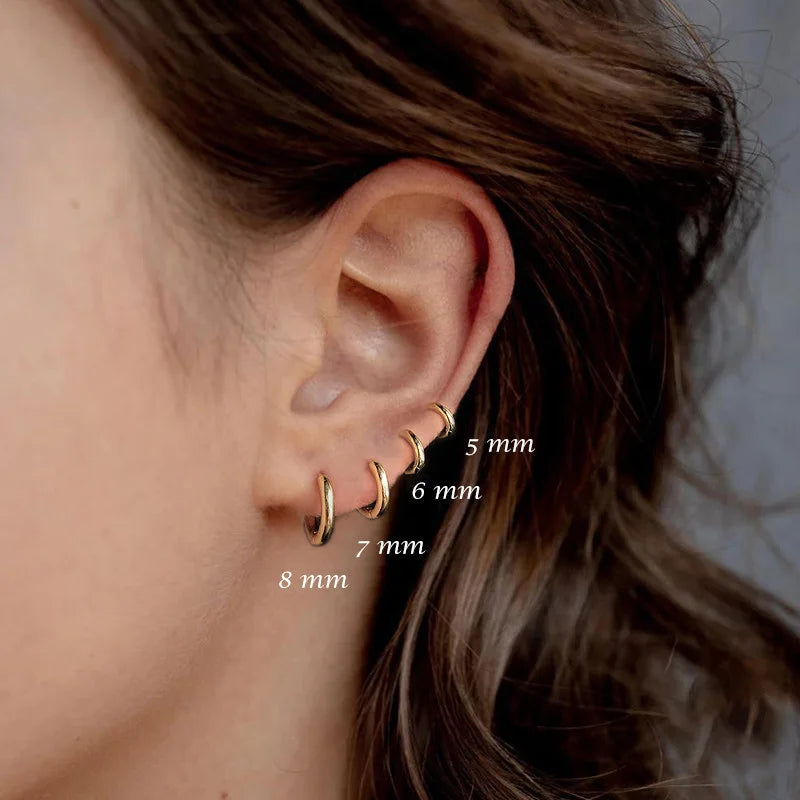 Velora Gold Minimal Hoop Earrings