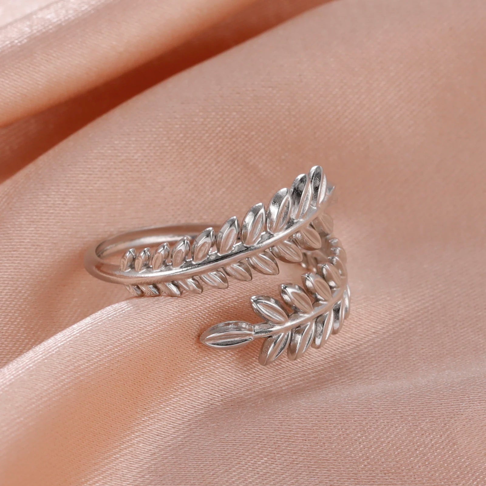 Elegant Heart Ring