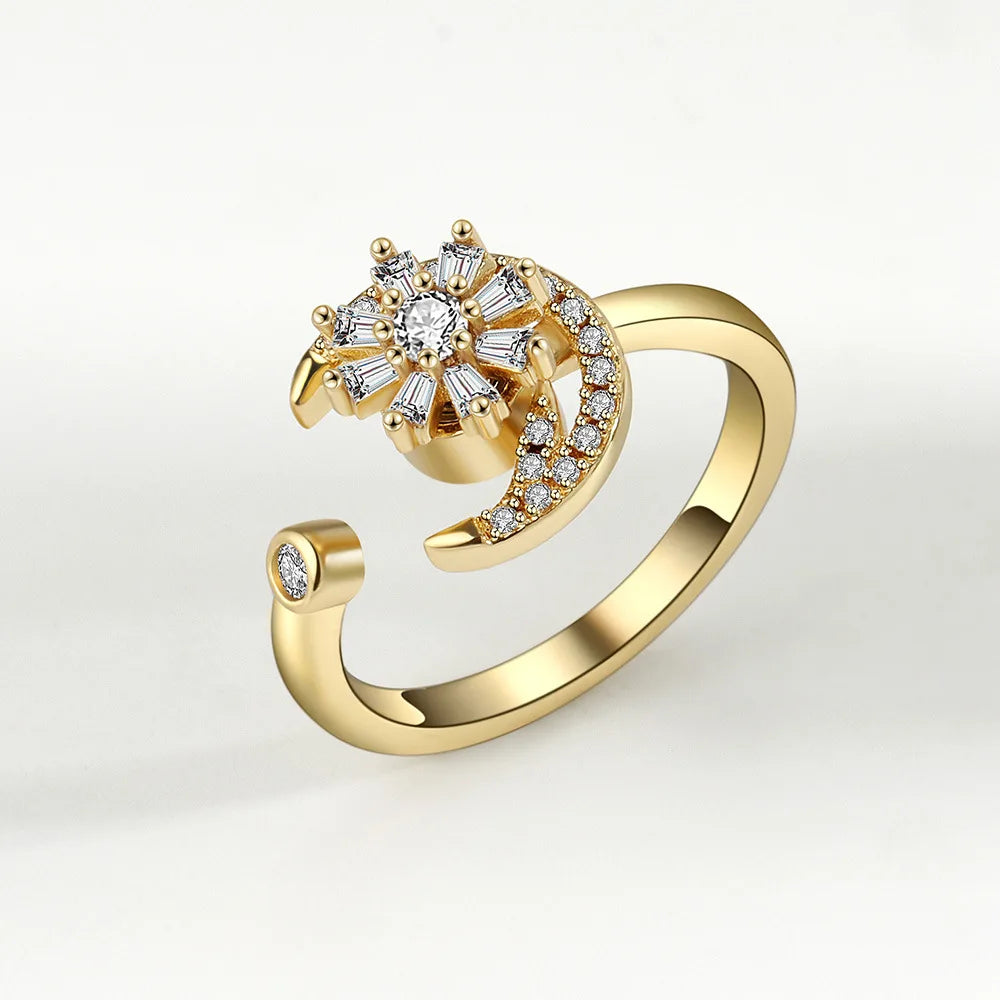 LunaSpin Crystal Ring