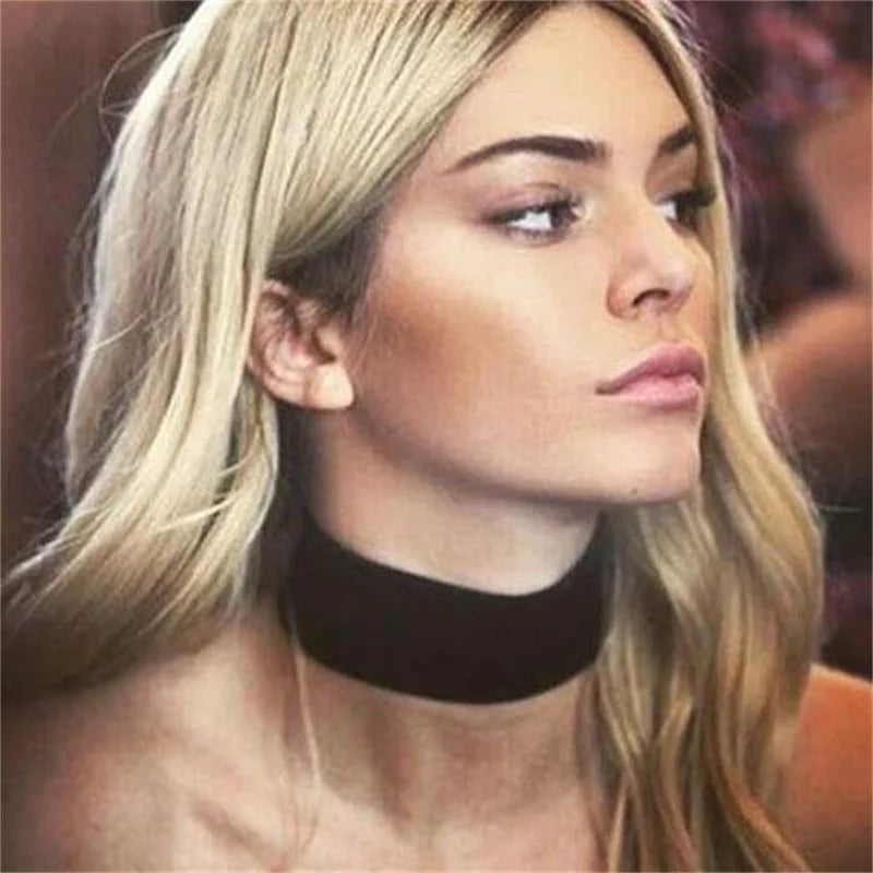 Black Rose Choker